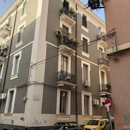 Montello Guest House & Apartment Catania Bagian luar foto