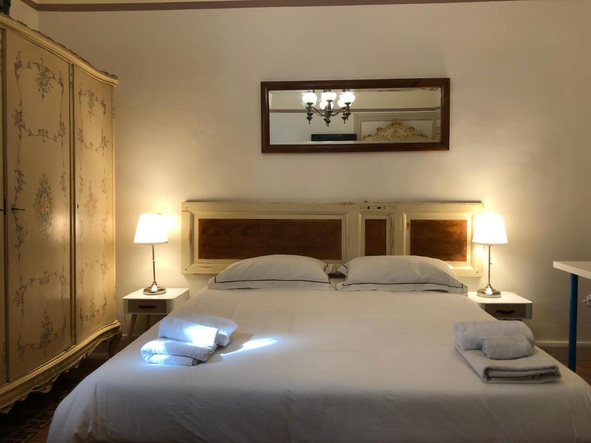 Montello Guest House & Apartment Catania Bagian luar foto