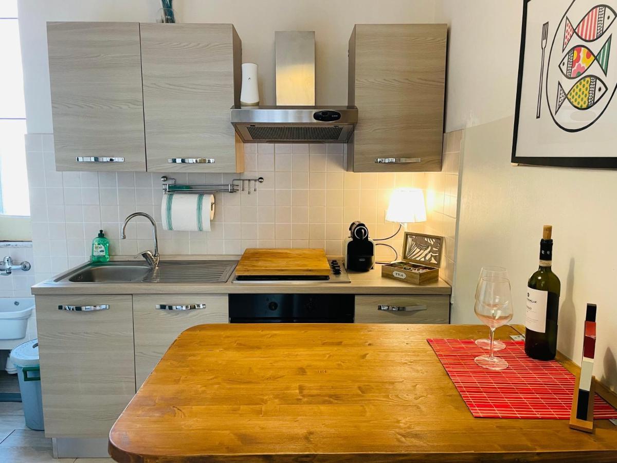 Montello Guest House & Apartment Catania Bagian luar foto