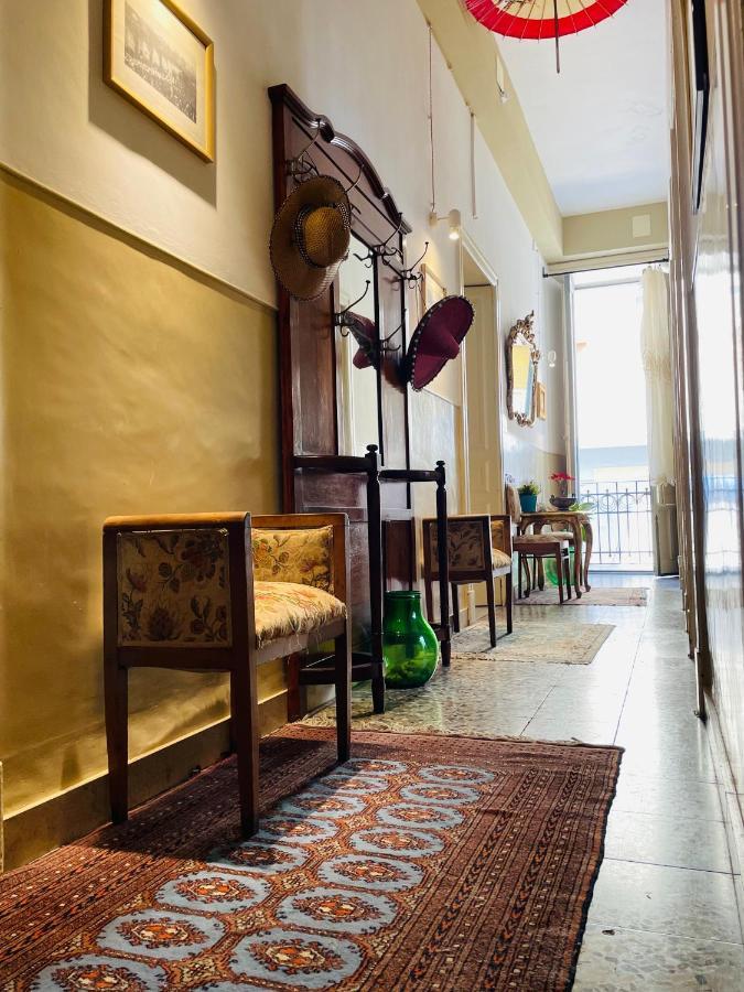 Montello Guest House & Apartment Catania Bagian luar foto