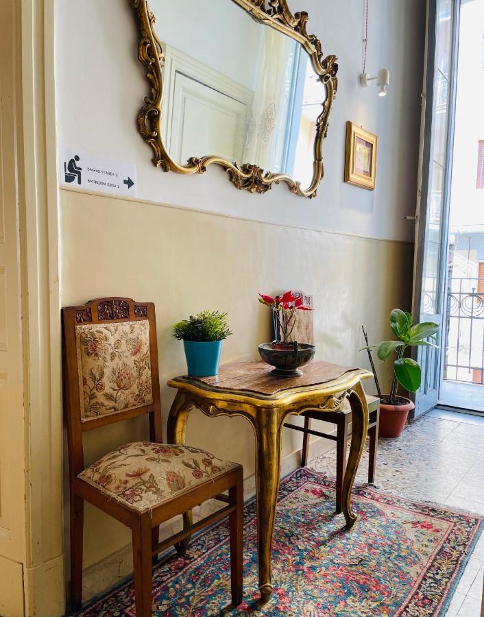 Montello Guest House & Apartment Catania Bagian luar foto